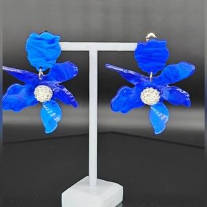 RESIN ACRYLIC FLOWER DANGLE EARRINGS - Exaggerated European And American Style